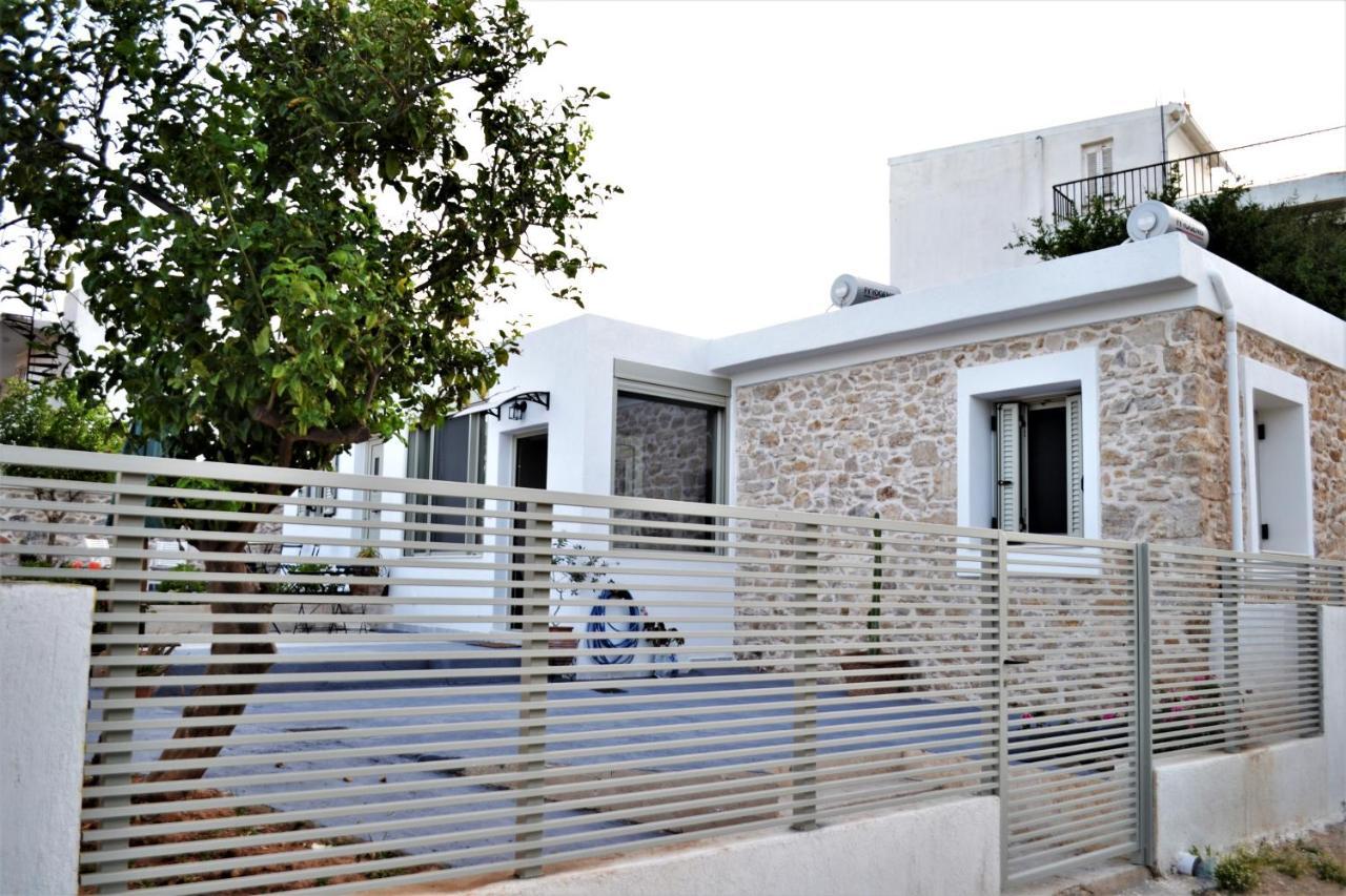 Deus Apartments_ Athens Airport Spáta