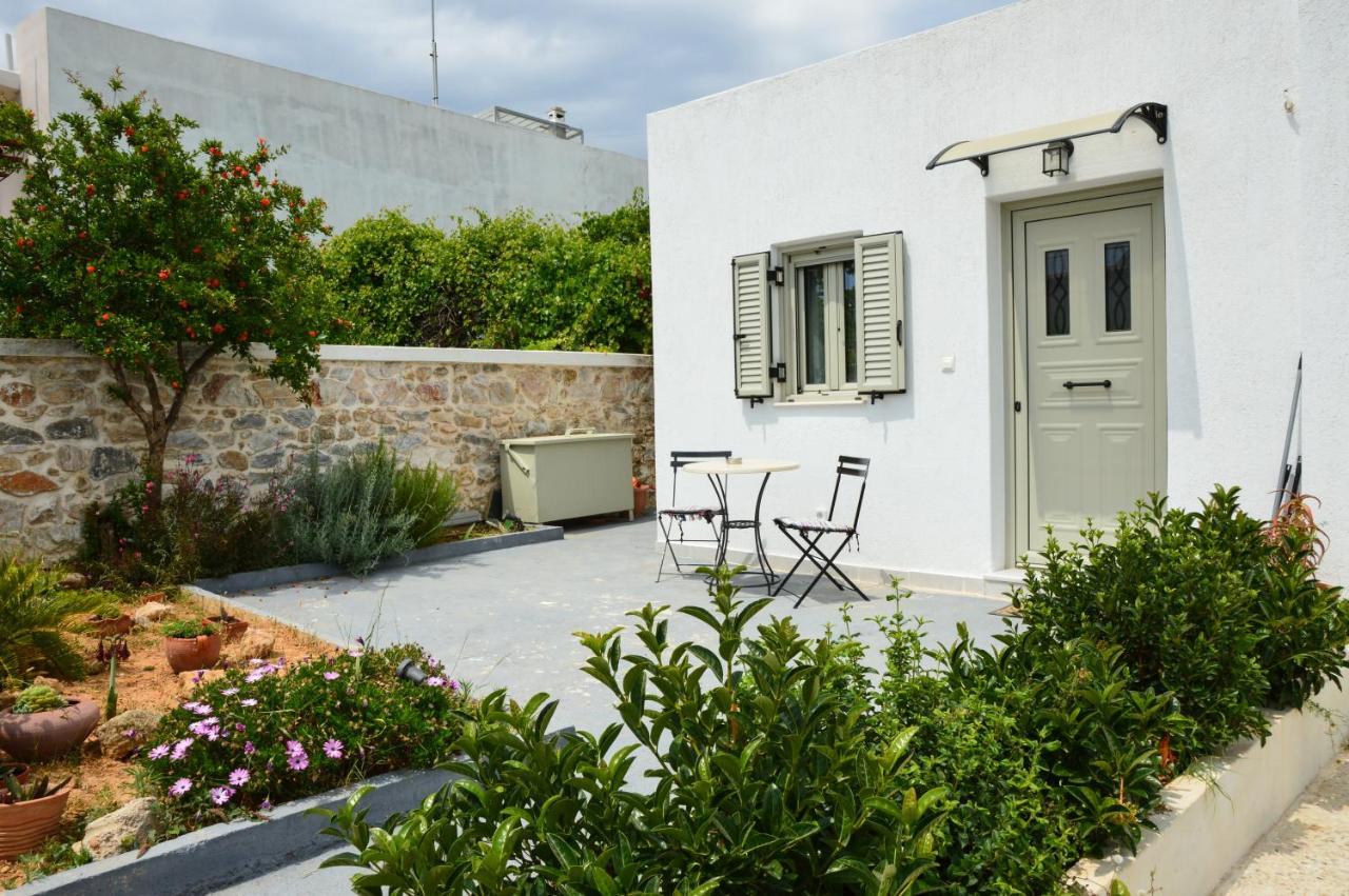 Apartment Deus Apartments_ Athens Airport